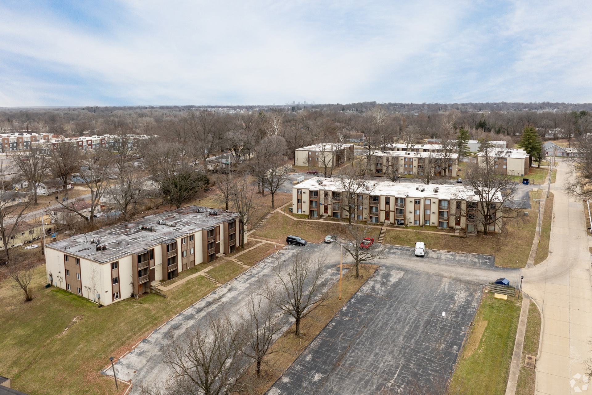 Park Pointe Apartments exterior in St. Louis Missouri